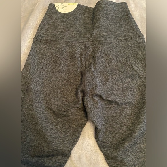 OFFLINE by Aerie The Hugger Hi-Rise with pocket Legging size xsmall NWT - Picture 6 of 8